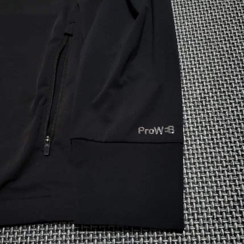 [BUNJANG] Spider Functional Running Zip-up (Black, 2XL) / 스파이더 기능성 러닝 집업 블랙 (2XL)