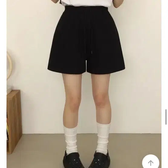 [SOLD OUT] 에이블리 검정색 3부 반바지