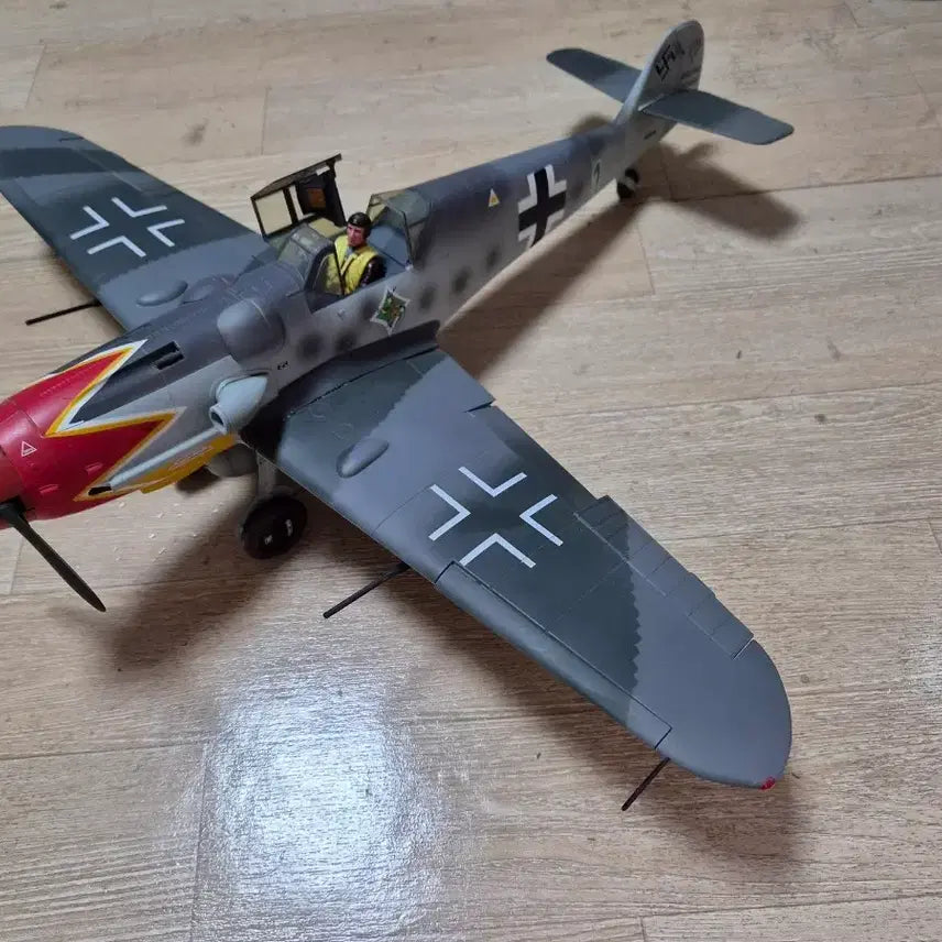 [SOLD OUT] 1/16 Force of Valor BF-109G 완성품 전투기