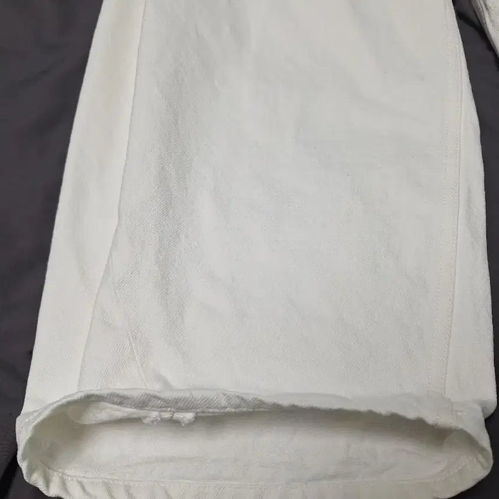 [BUNJANG] NOWN Wide Curved Denim Pants White Size 1 / 노운 와이드 커브드 데님팬츠 화이트 1사이즈