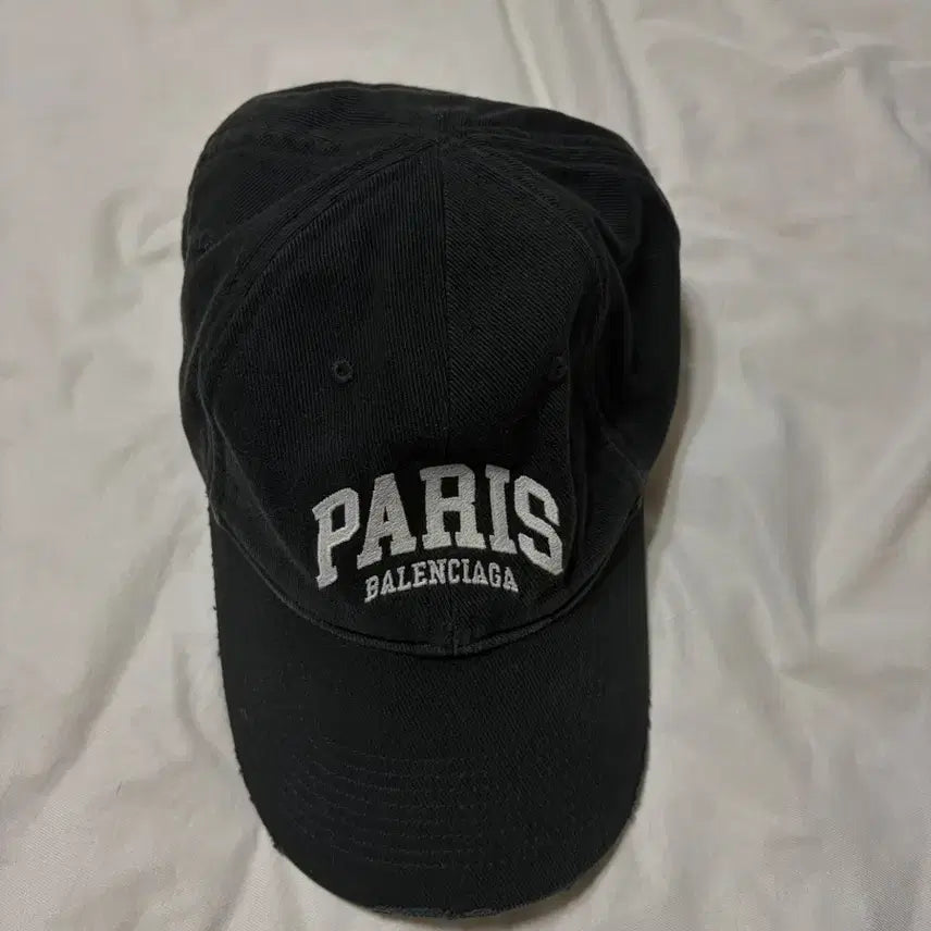 [SOLD OUT] 발렌시아가 파리스 볼캡