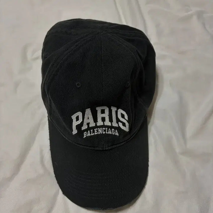 [SOLD OUT] 발렌시아가 파리스 볼캡