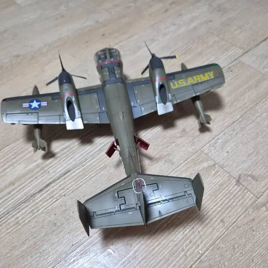 [SOLD OUT] 로덴 1/48 OV-1D 모호크 도색완성품