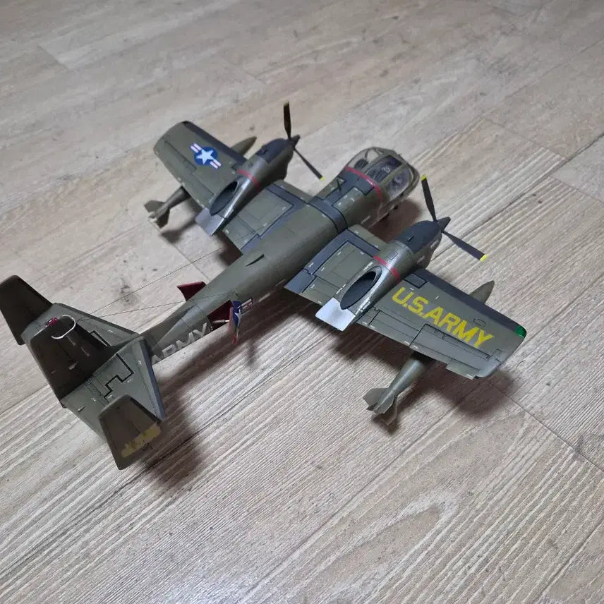 [SOLD OUT] 로덴 1/48 OV-1D 모호크 도색완성품