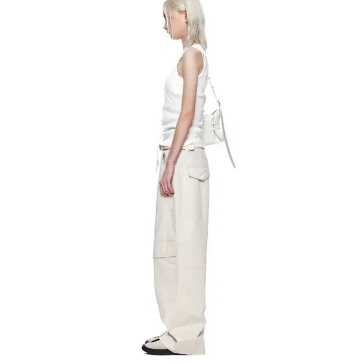 [BUNJANG] Matinkim Sleeveless Top / 마뗑킴 핀턱 슬리브리스(화이트)