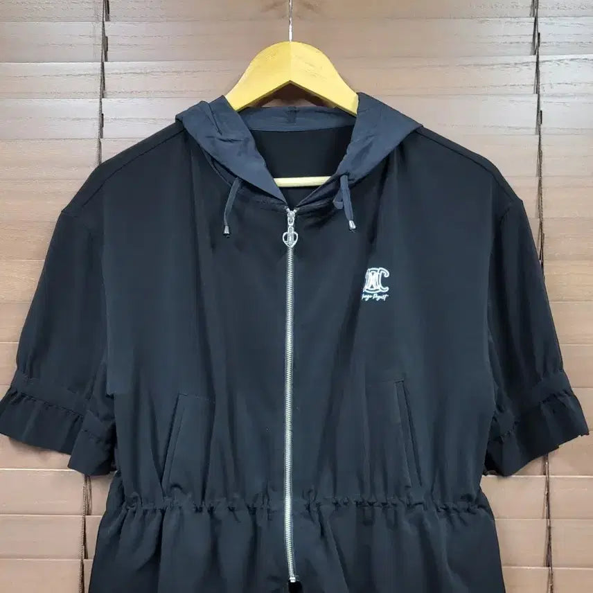 [SOLD OUT] 조이너스 브랜드 블랙 후드 반팔 자켓