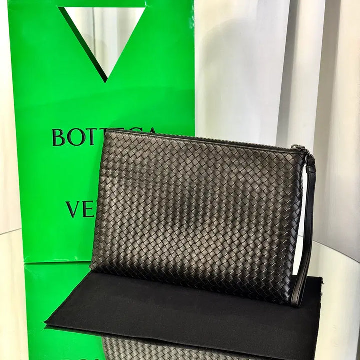 [BUNJANG] Bottega Veneta Intrecciato Black Clutch / [신품급] 보테가베네타 인트레치아토 블랙 클러치