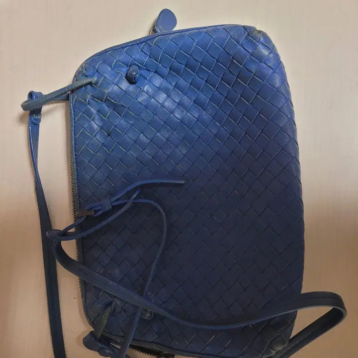 [BUNJANG] Bottega Veneta Intrecciato Crossbody Bag / 보테가 베네타 인트레치아토 크로스백 블루