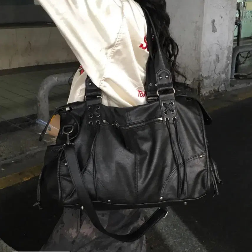 [BUNJANG] Fancy Club Belted Washed Leather Bag (Black) / 팬시클럽 벨티드 워싱 레더백 (BLACK) F25QE990