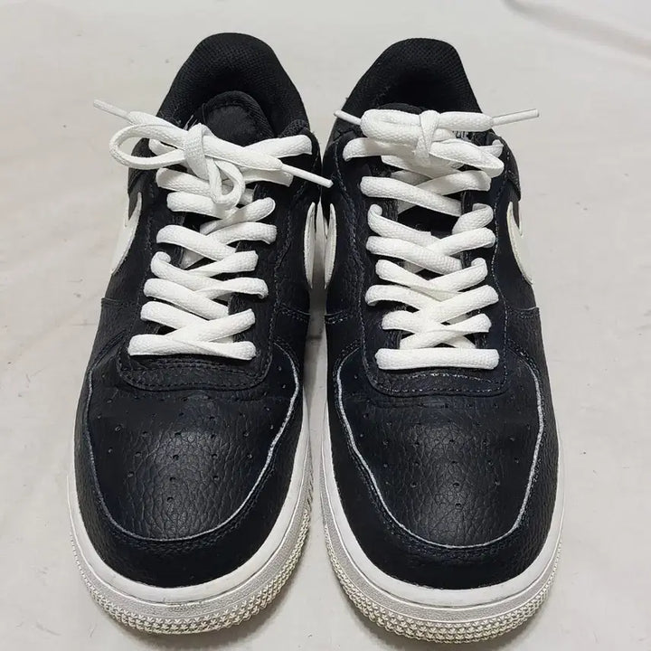 [BUNJANG] Nike Air Force 1 Black Sneakers / 2) 255 나이키 에어포스1