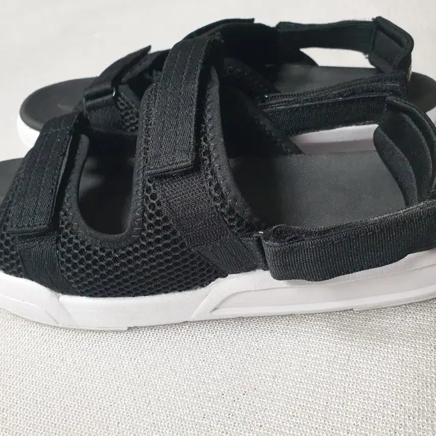 [BUNJANG] Hoboken Black Velcro Strap Sandals Size 260 / 호보켄 블랙 벨크로 스트랩 샌들 260