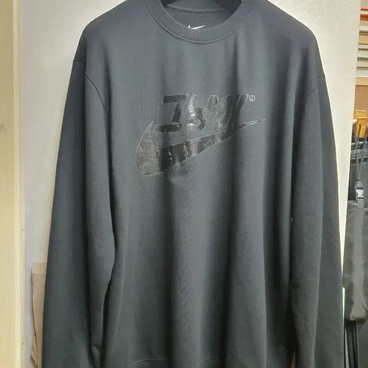 [BUNJANG] PEACEMINUSONE x Nike Crewneck Sweatshirt / 피스마이너스원 나이키 맨투맨
