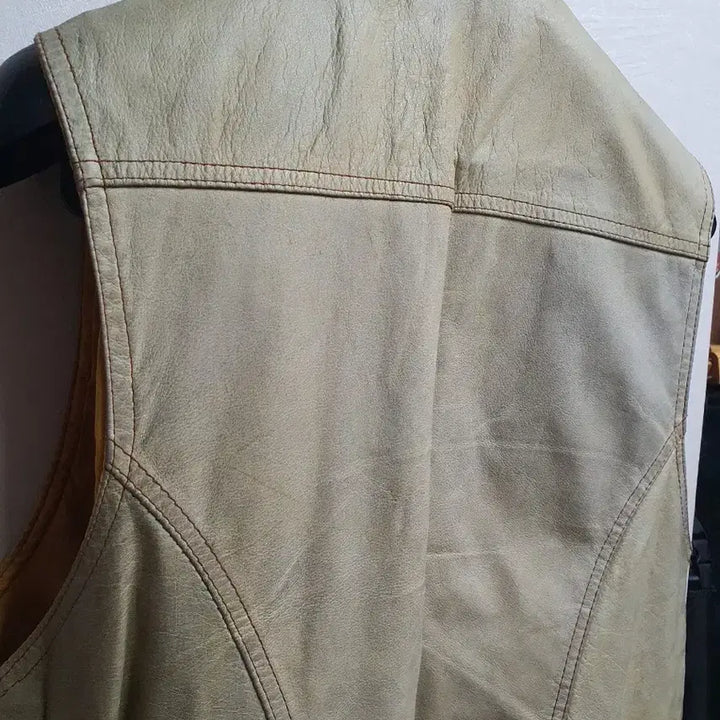 [BUNJANG] Vintage Leather Vest / 가죽 레더 빈티지 베스트