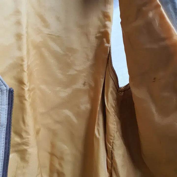 [BUNJANG] Vintage Leather Vest / 가죽 레더 빈티지 베스트