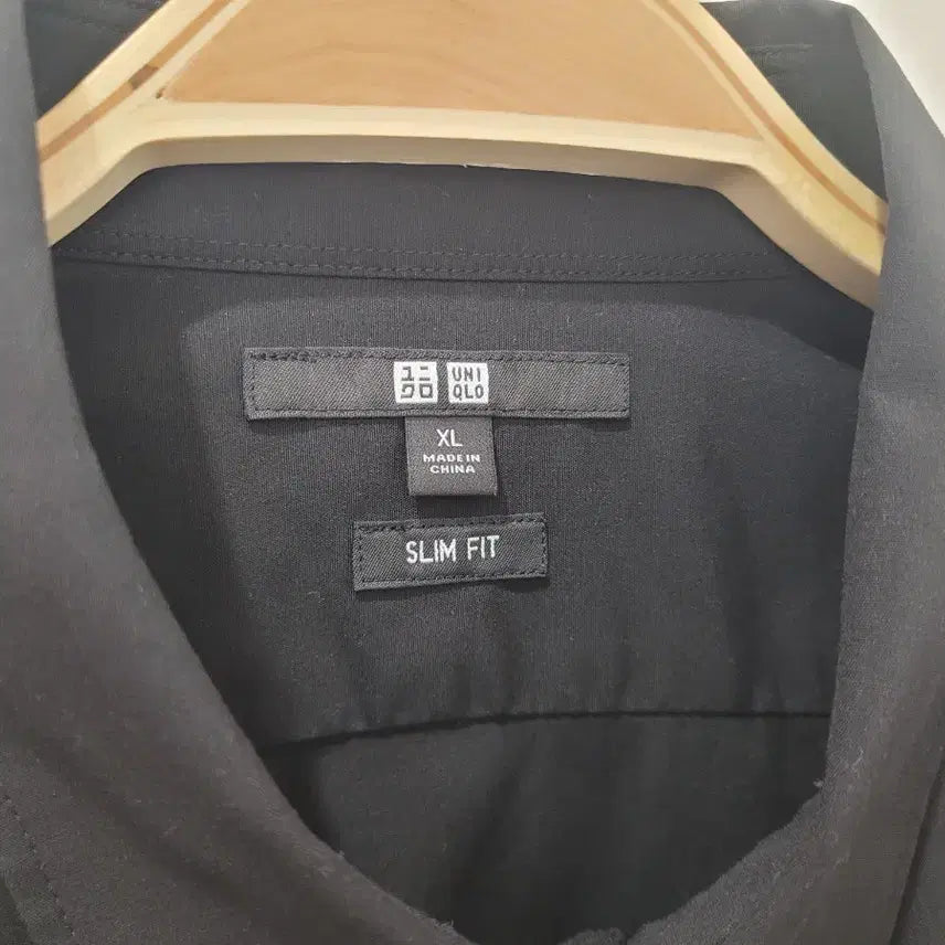 [SOLD OUT] 유니클로 슬림핏 블랙 남방 셔츠 남성용 XL사이즈