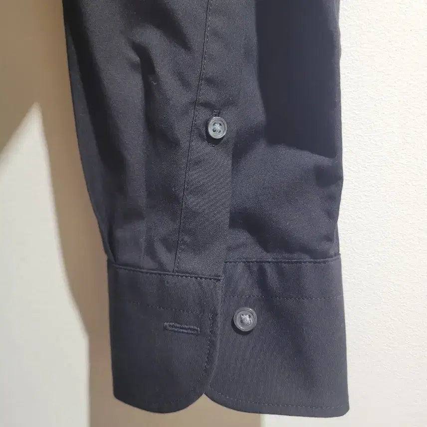 [SOLD OUT] 유니클로 슬림핏 블랙 남방 셔츠 남성용 XL사이즈