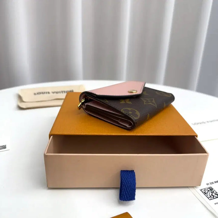 [BUNJANG] Louis Vuitton Zoe Wallet Pink / [풀박스] 루이비통 조에월릿 반지갑 핑크