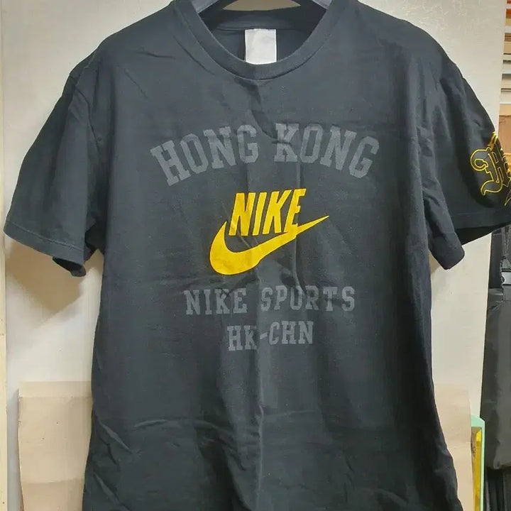 [BUNJANG] Nike Hong Kong Vintage T-shirt / 나이키 홍콩 빈티지 티셔츠