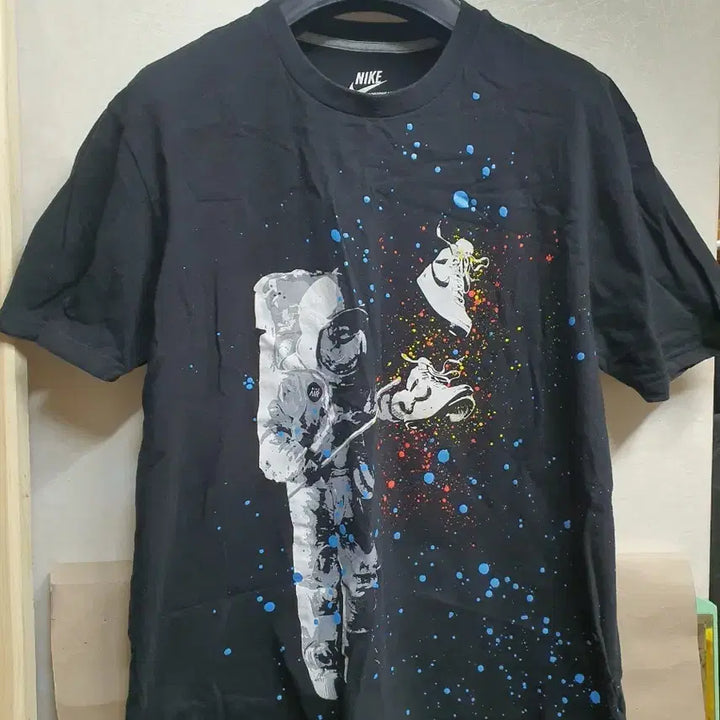 [BUNJANG] Nike Astronaut T-shirt Black / 나이키 우주인 반팔 티셔츠 블랙