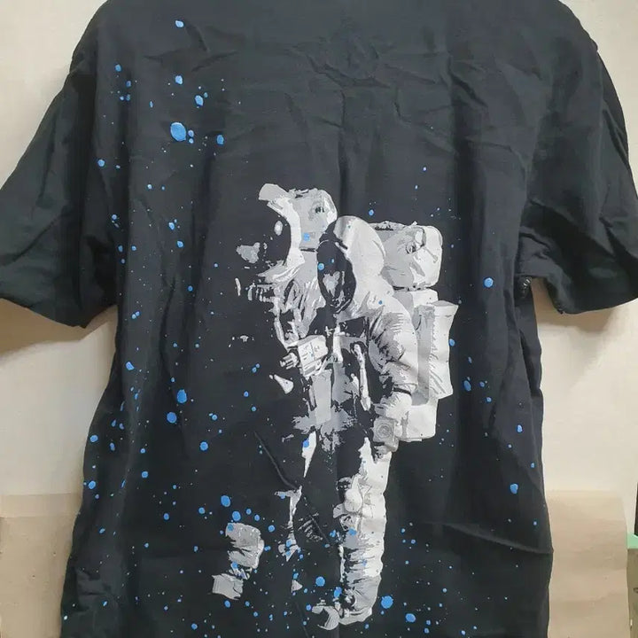 [BUNJANG] Nike Astronaut T-shirt Black / 나이키 우주인 반팔 티셔츠 블랙