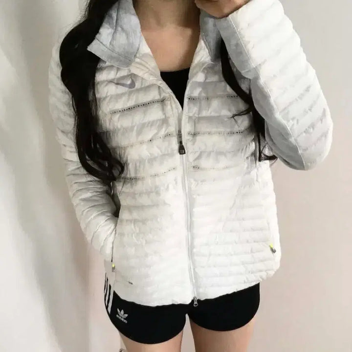 [BUNJANG] Nike Vintage Lightweight Padded Jacket White / 나이키 빈티지 경량 자켓 패딩 화이트