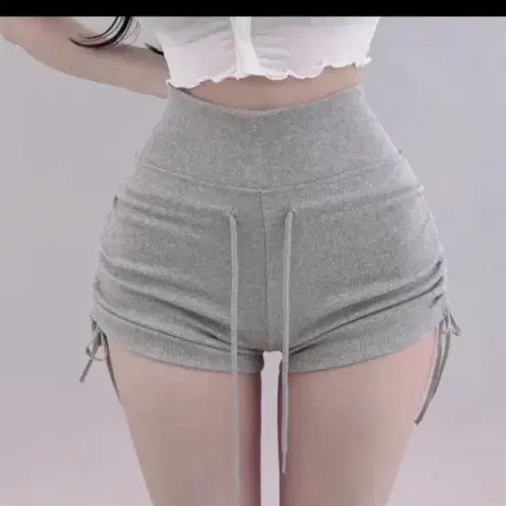 [SOLD OUT] 골지 셔링 숏팬츠 회색