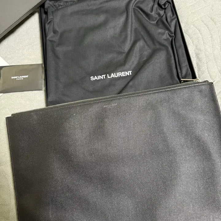 [BUNJANG] Saint Laurent Clutch / 생로랑 클러치
