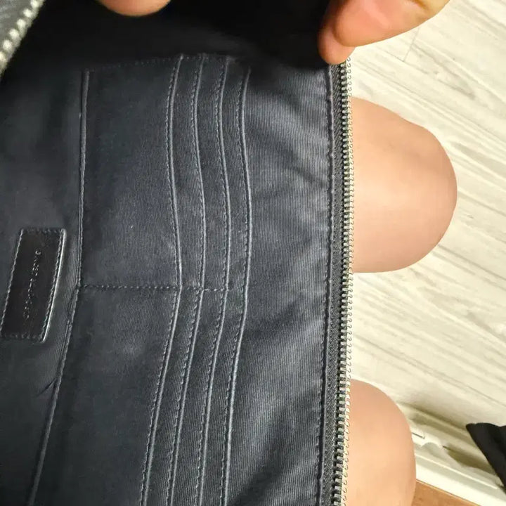 [BUNJANG] Saint Laurent Clutch / 생로랑 클러치