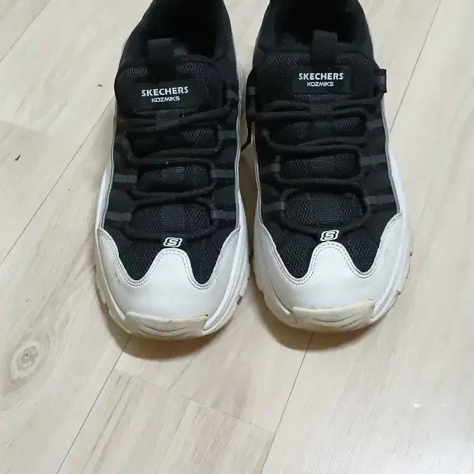 [BUNJANG] Skechers and Nike Sneakers / 남성신발 스케처스 운동화 +나이키 에어 운동화 --2개 개당가격이에요