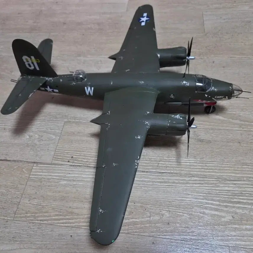[SOLD OUT] 하세가와/모노그램 1/48 B-25 중폭격기 도색완성품