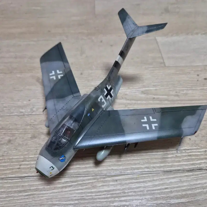 [SOLD OUT] 아카데미 1/48 Ta-183 휴케바인 도색완성품