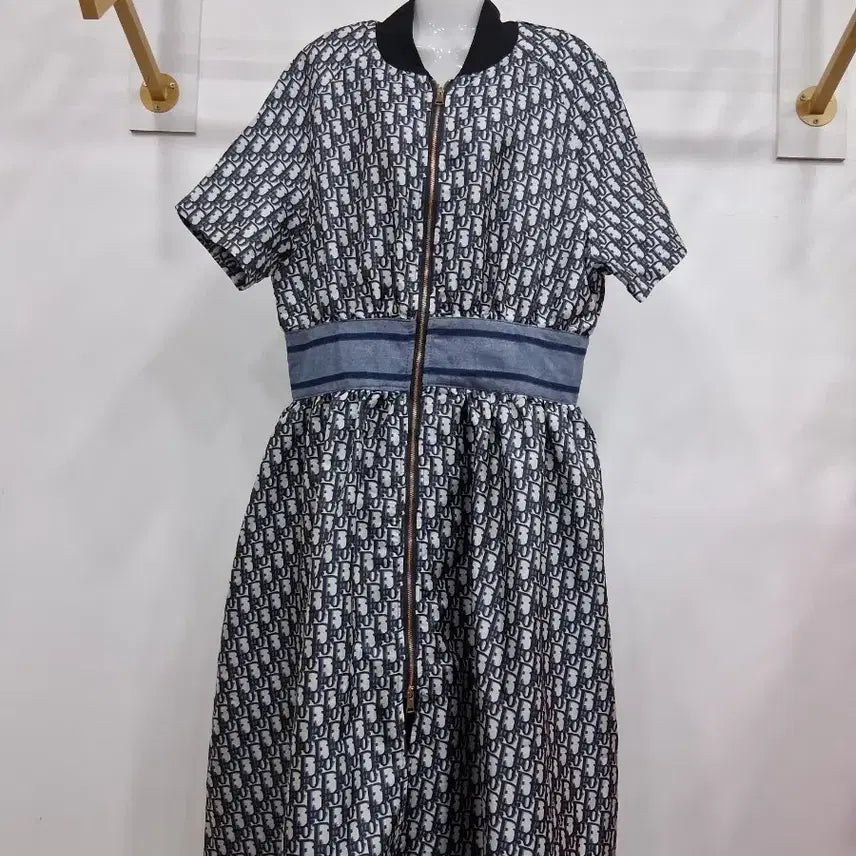 [BUNJANG] Embroidered Short-Sleeve Dress / 여성 자수 반팔 원피스 66반까지