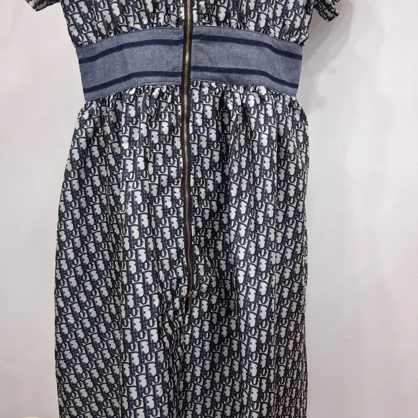 [BUNJANG] Embroidered Short-Sleeve Dress / 여성 자수 반팔 원피스 66반까지