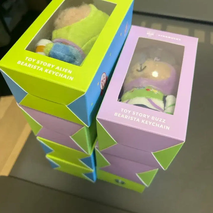 [SOLD OUT] 스타벅스 토이스토리 우디 알린 키링 팝니다