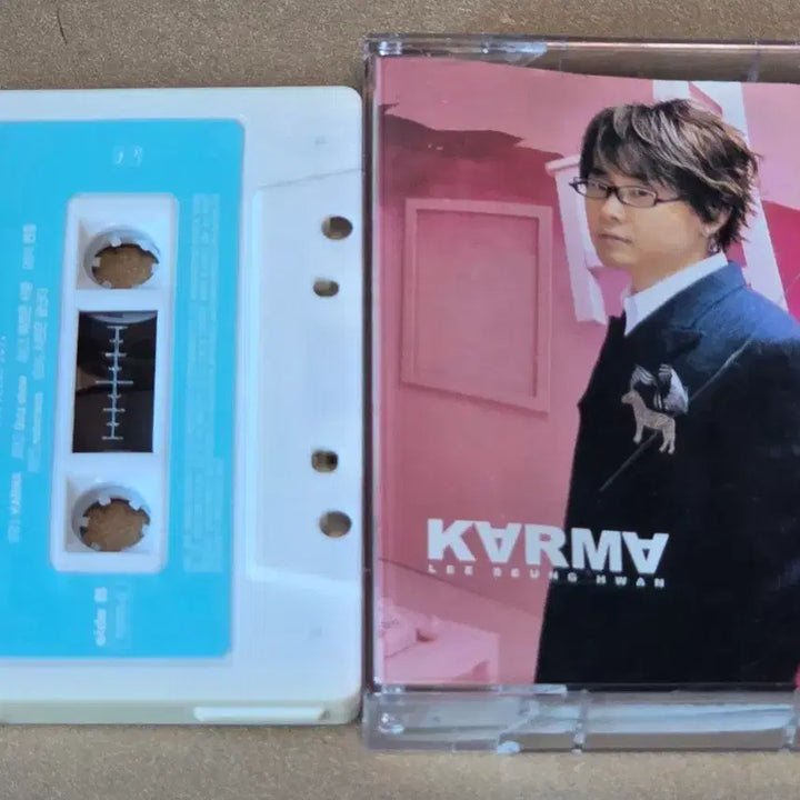 [BUNJANG] Lee Seung Hwan Karma Cassette Tape / 이승환 8집 Karma 카세트테이프
