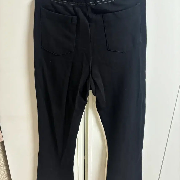 [BUNJANG] Black and White Training Pants / 블랙앤화이트 배색 트레이닝바지