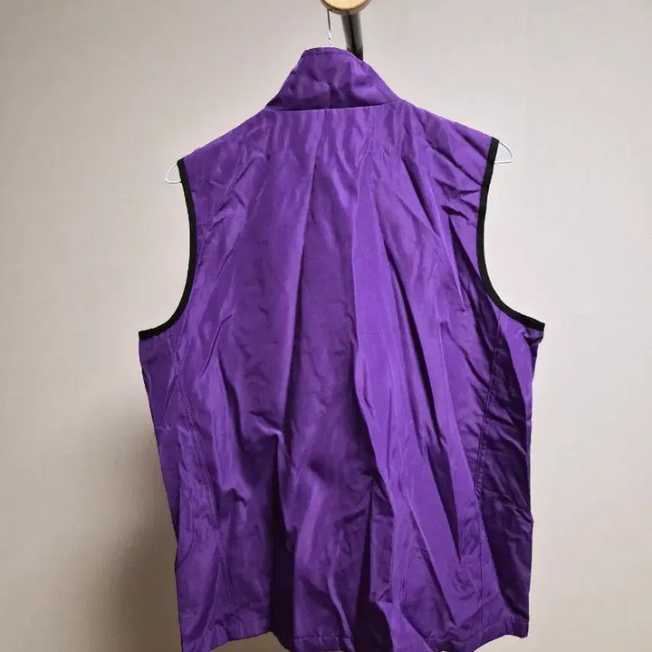 [SOLD OUT] (새상품)퍼플 여성 바람막이 조끼 XL