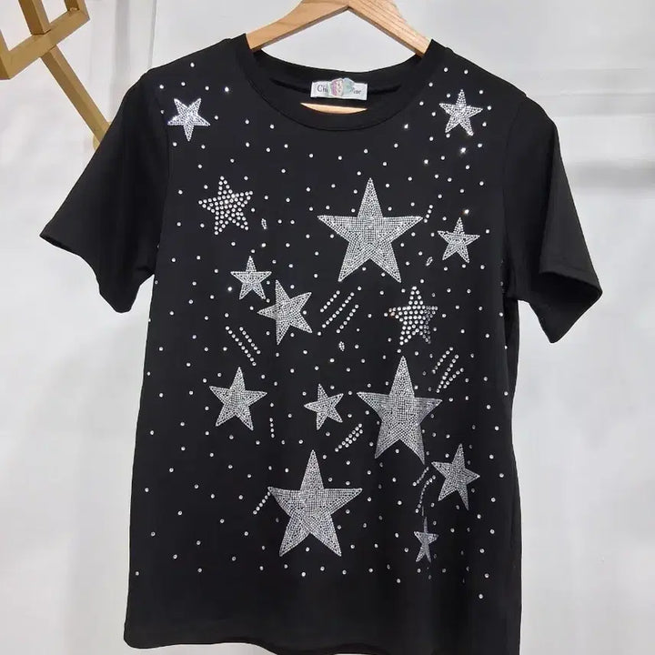 [SOLD OUT] 별 패턴 블랙 반팔 티셔츠66반까지