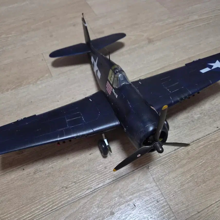 [SOLD OUT] 1/32 하세가와 F6F 헬캣 전투기 모형 도색완성품