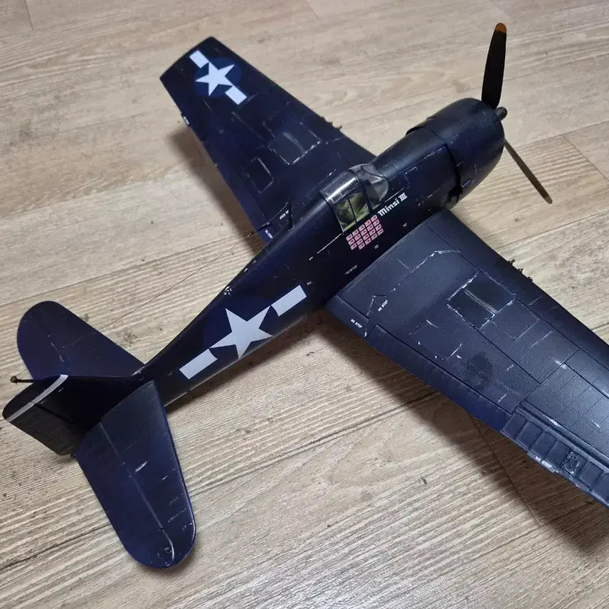[SOLD OUT] 1/32 하세가와 F6F 헬캣 전투기 모형 도색완성품