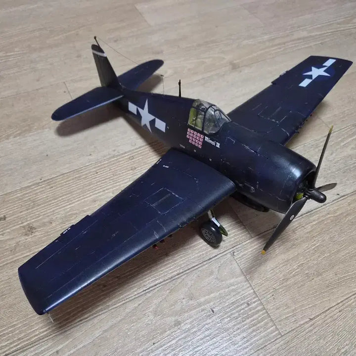 [SOLD OUT] 1/32 하세가와 F6F 헬캣 전투기 모형 도색완성품