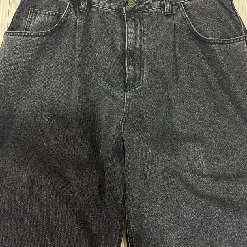 [BUNJANG] BS Rabbit Loose Fit Washed Denim Pants XL / BS래빗 루즈핏 워싱 데님팬츠 xl 상태a