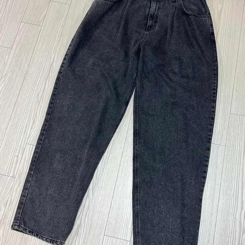 [BUNJANG] BS Rabbit Loose Fit Washed Denim Pants XL / BS래빗 루즈핏 워싱 데님팬츠 xl 상태a