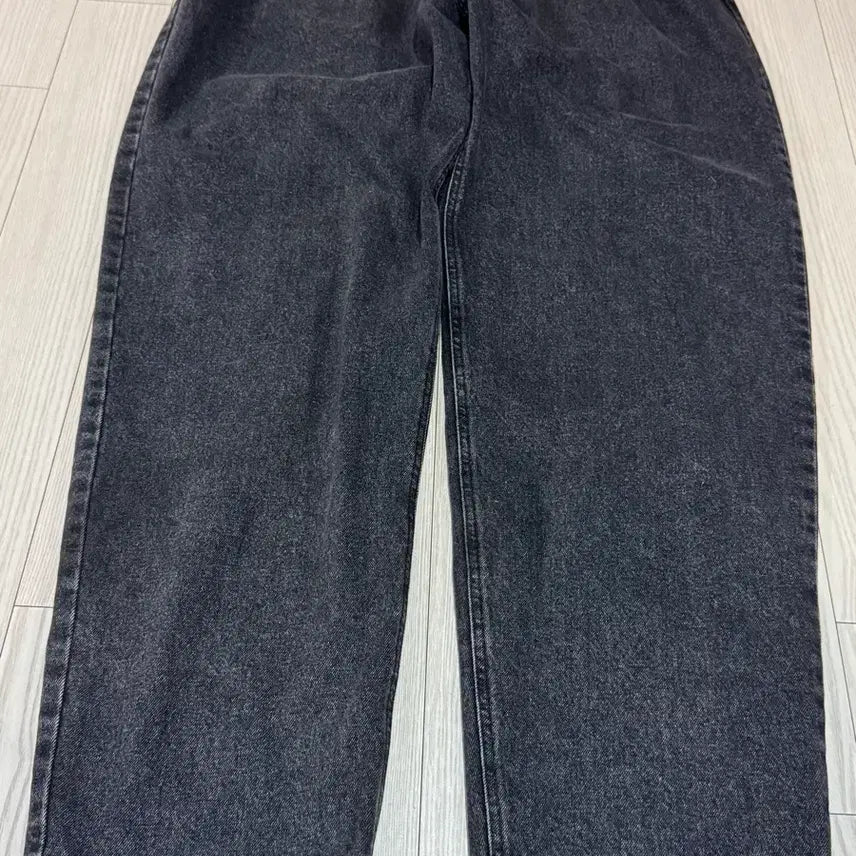 [BUNJANG] BS Rabbit Loose Fit Washed Denim Pants XL / BS래빗 루즈핏 워싱 데님팬츠 xl 상태a