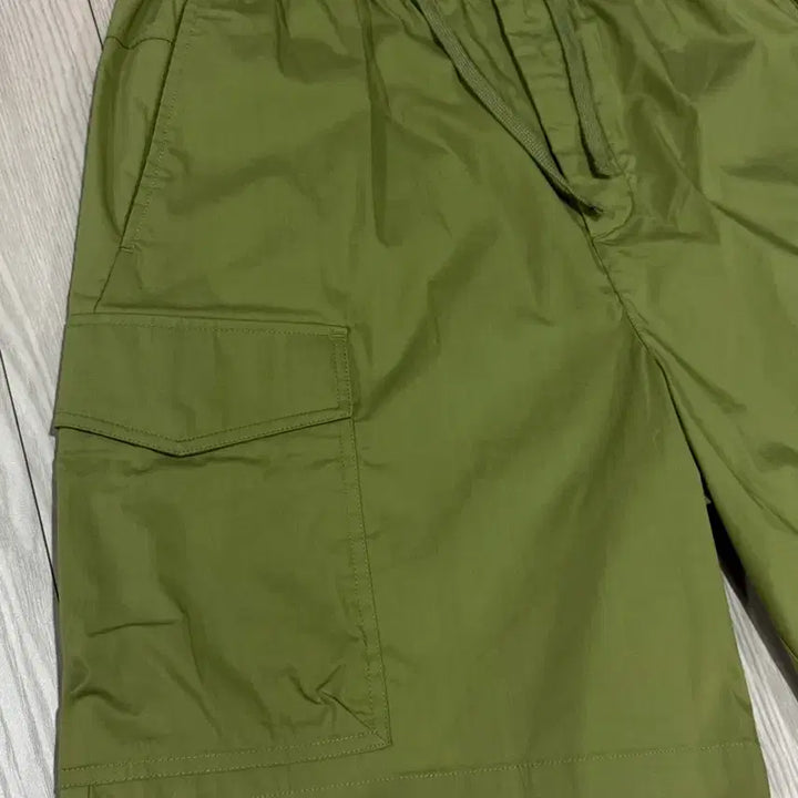 [SOLD OUT] 나이키 카고 반바지 2xl 미사용 제품 허리밴딩free