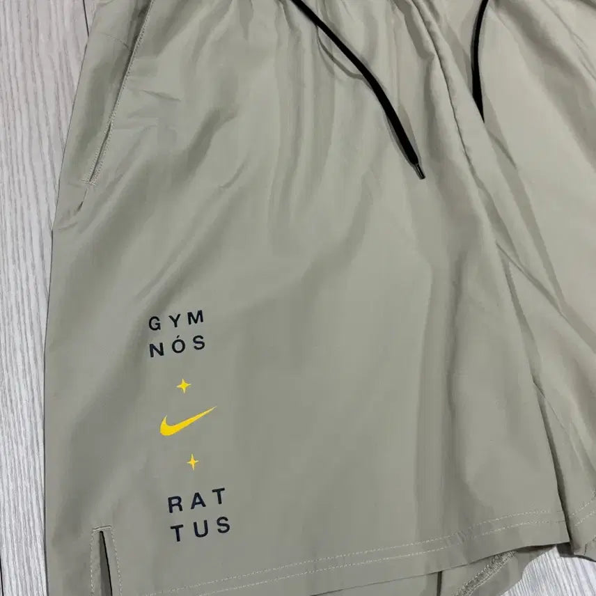 [SOLD OUT] 나이키 트레이닝 반바지 4xl(35~36)상태s 허리밴딩끈 free