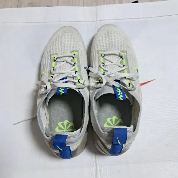 [BUNJANG] Nike Air VaporMax 2021 Flyknit White Royal Sneakers / 나이키 에어 베이퍼맥스 2021 플라이니트 화이트 로얄 스니커즈,운동화