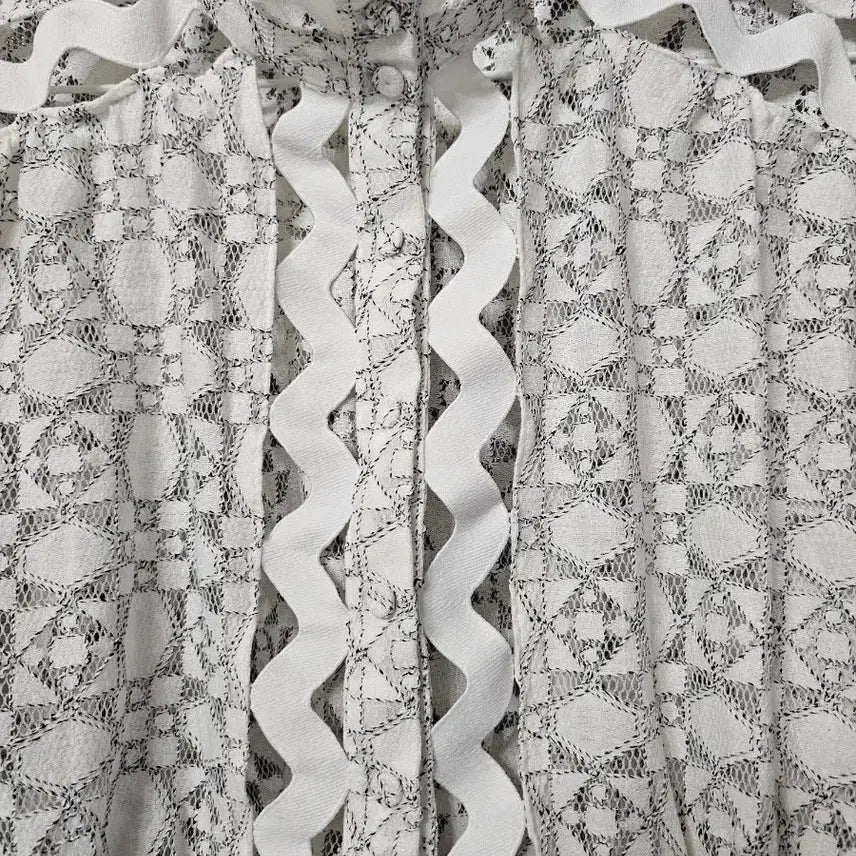 [SOLD OUT] 화이트 레이스 블라우스