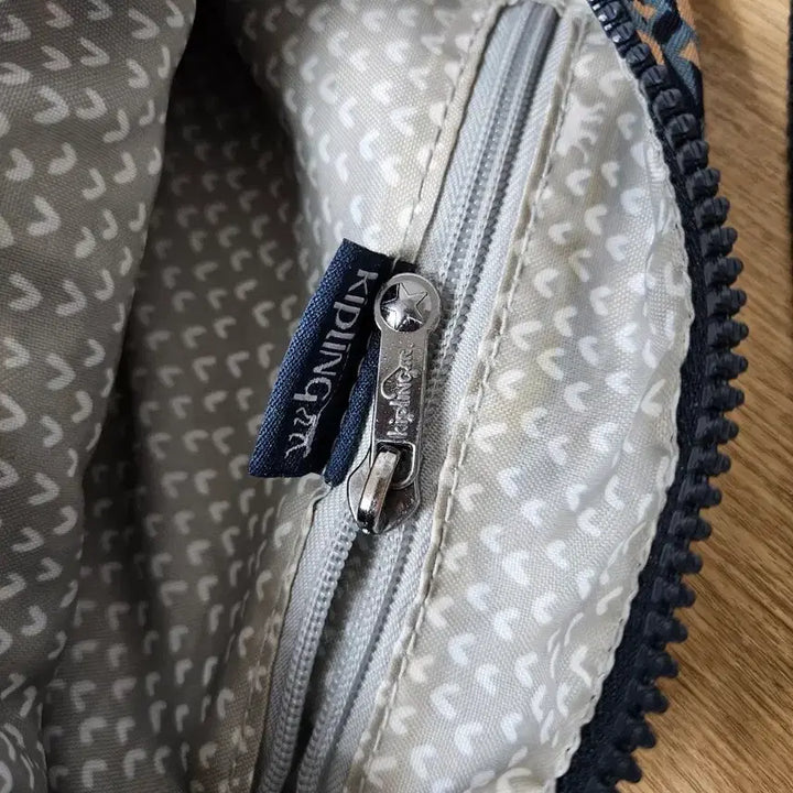 [SOLD OUT] 키플링 크로스백
