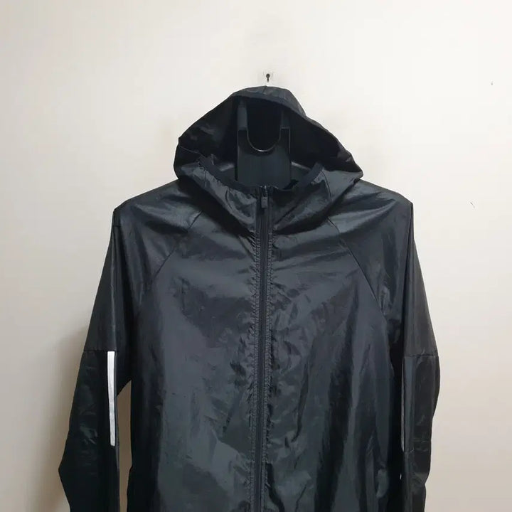[BUNJANG] Adidas Hooded Windbreaker Jacket (105-110) / 아디다스후드바람막이점퍼/홑겹/105-110